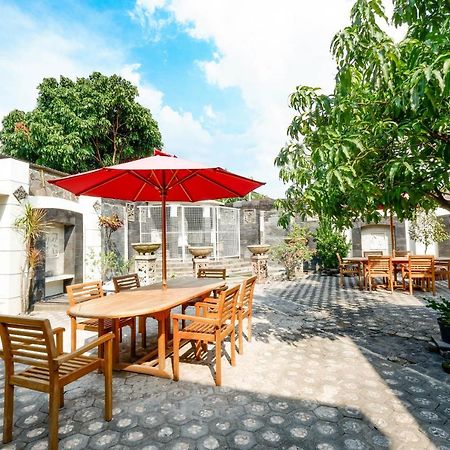 Oyo 2327 Pagsis Village Klaten Zewnętrze zdjęcie