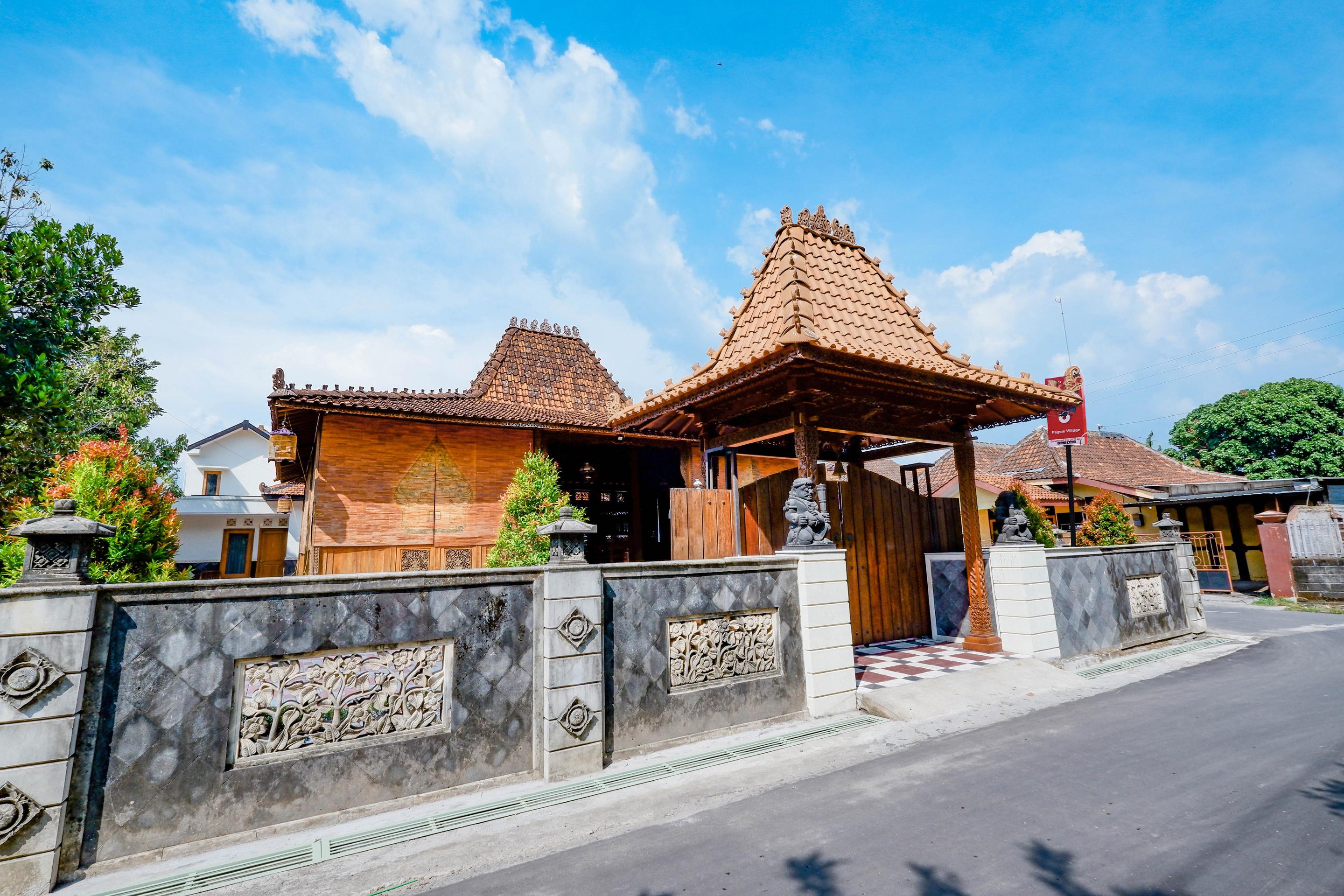 Oyo 2327 Pagsis Village Klaten Zewnętrze zdjęcie